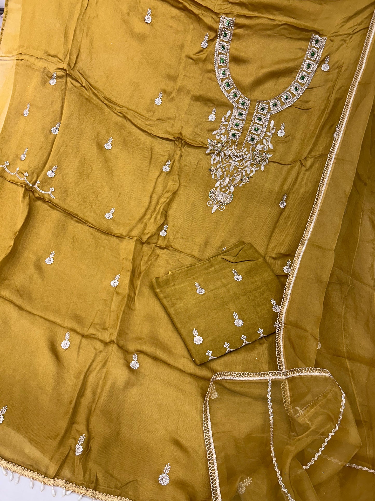 Pure twill Orgnza with silk unstitched suit